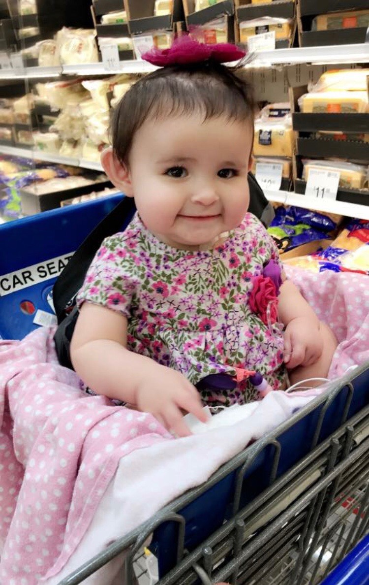 Paris Contreras in shopping cart
